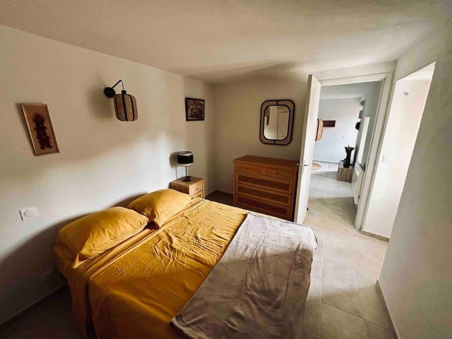 Charmant Petit Appartement Place De L Eglise Piana  Exteriér fotografie